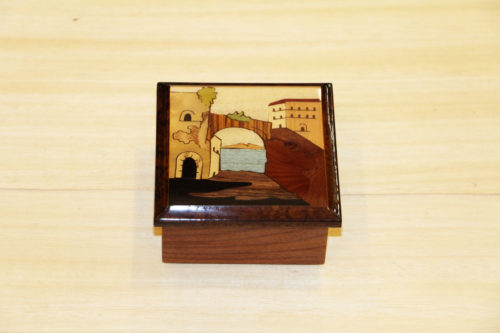 Inlaid jewelry box