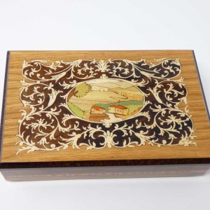 Jewelry box with classic inlay and Sorrento view